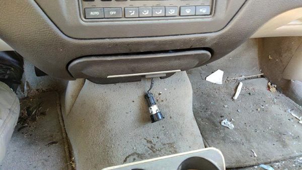 2003-2004 Lincoln Town Car Ash Tray Assembly Oem Slide Out Dash Gray — photo 2