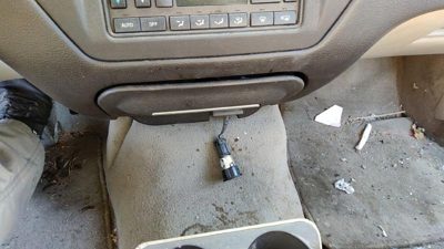 2003-2004 Lincoln Town Car Ash Tray Assembly Oem Slide Out Dash Gray