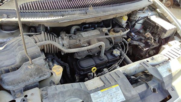 2005 Chrysler Town Cntry — vehicle photo 8
