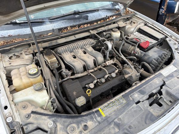 2007 Ford Fivehundred Crossmember/cradle/undercarria AWD — photo 2