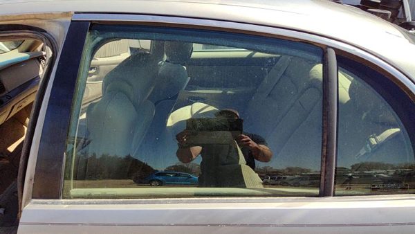 1997-05 Park Ave Ultra Driver Left Rear Side Window Door Glass Oem Back 25719240 — photo 2