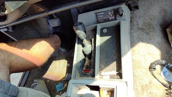 1992-1994 S10 Blazer Center Floor Console Trim Bezel Only Oem Gray — photo 4