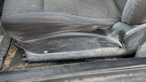 2006-2007 Saturn Ion Driver Left Side Seat Trim Panel Oem Black 19E — photo 3