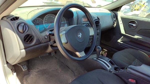 2004 Pontiac Grand Prix — vehicle photo 3