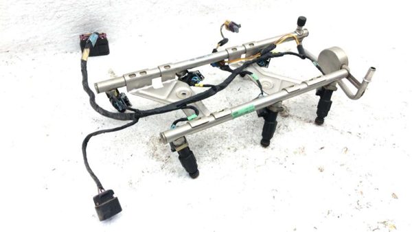 2005-2009 Chevy Equinox Complete Fuel Rail With Injectors Set Loaded Oem 3.4L — photo 2