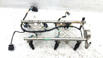2005-2009 Chevy Equinox Complete Fuel Rail With Injectors Set Loaded Oem 3.4L