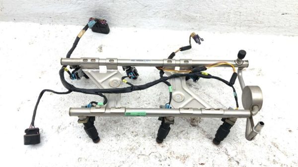 2005-2009 Chevy Equinox Complete Fuel Rail With Injectors Set Loaded Oem 3.4L — photo 1