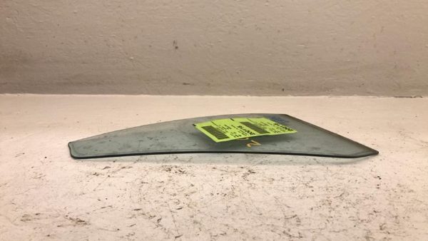 84-87 Civic Passenger Right Rear Vent Window Small Back Door Glass With Frame — photo 7