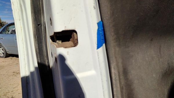 2004 Nissan Titan Driver Left Front Door Latch With Rods/cables Oem 805017s21a — photo 2