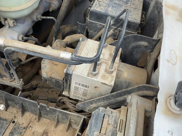 05-06 Ford F350 Complete Anti Lock Brake Pump Unit Oem Abs Module Assembly 4X4 — photo 3