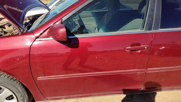 2002 Toyota Camry Front Door LH Salsa Red 3Q3 — photo 2