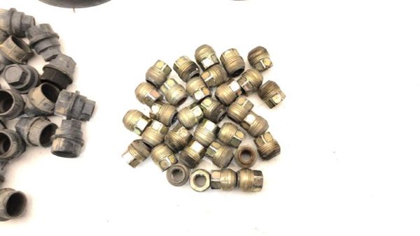 1996-2002 Chevy Express Van 2500 Set Of 4 Center Caps Lug Nuts Oem 46268 — photo 3