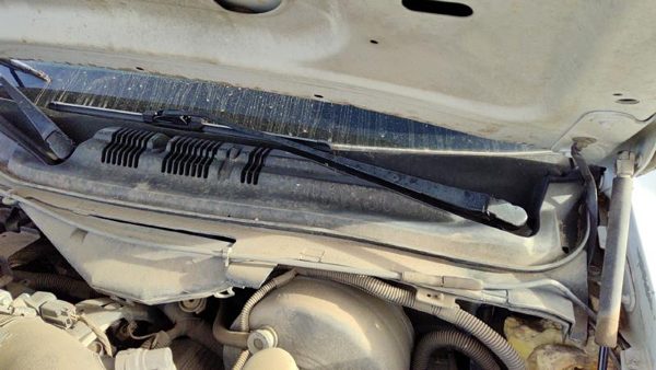 2005-2011 Ford Crown Vic Driver Left Windshield Wiper Arm Oem Blade Lever — photo 3