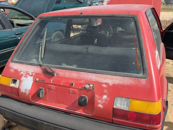 1988 Toyota Corolla Trunk/decklid/hatch/tailgate Red — photo 3