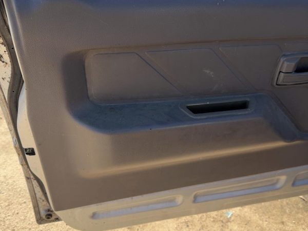 1990-1995 Isuzu Pup Driver Left Front Door Trim Panel Gray — photo 3