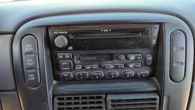 2002 Ford Explorer Audio & Visual Equip.(radio)