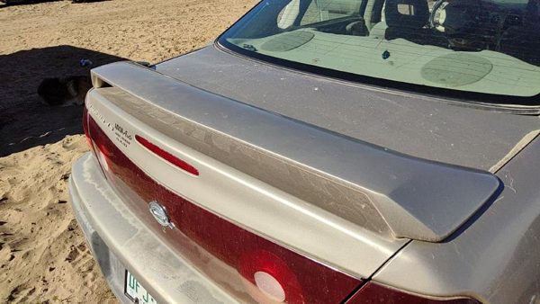 2000-2005 Chevy Impala Rear Spoiler Back Wing Oem Gold 49U 15283945 — photo 3