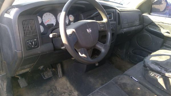 2005 Dodge Ram 1500 — vehicle photo 3