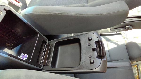 2005-2007 Jeep Liberty Center Console Lid Only Oem Arm Rest Fold Down Gray D5 — photo 5