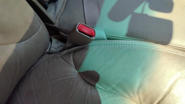 1997-1999 Buick Park Ave Passenger Right Front Seat Belt Buckle Receiver Oem Tan — photo 1