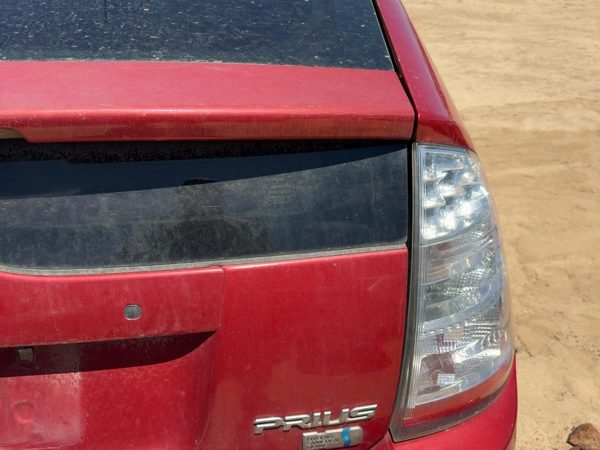 2004-2009 Toyota Prius Lower Back Glass Rear Window Oem Lower 6482147021 — photo 3