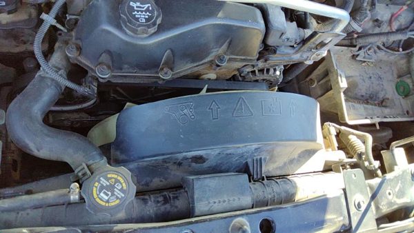 2002-2009 Chevy Trail Blazer Radiator Cooling Fan Shroud Plastic Housing 4.2L — photo 5