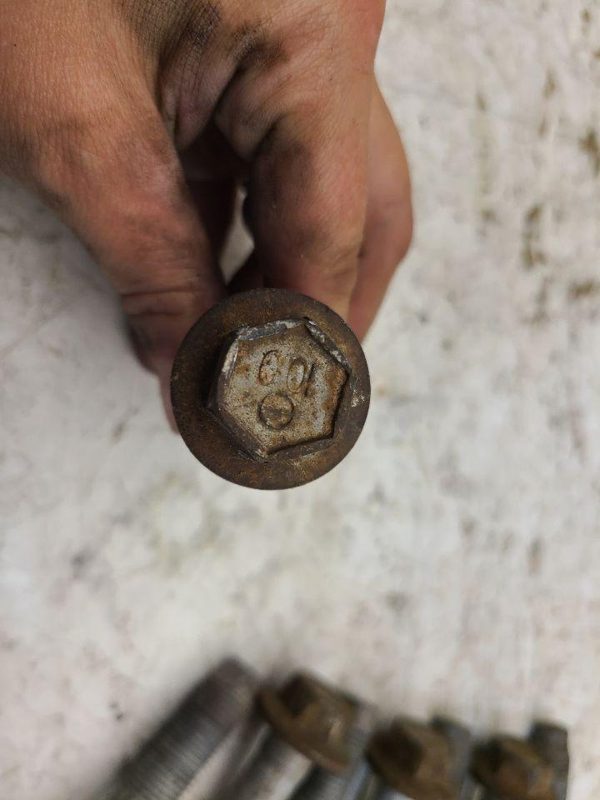 2007 Lincoln Navigator Mounting Bolts From Rear Hub To Knuckle Oem Hardware — photo 3