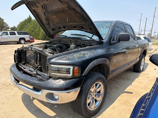 2002 Dodge Ram 1500 — vehicle photo 1