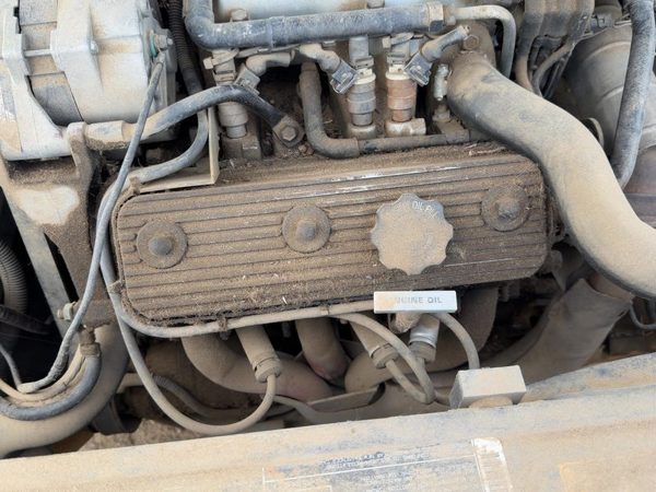 1986-1989 Olds 88 Front Valve Cover Oem 3.8L — photo 2