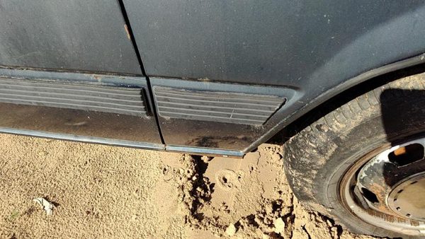 84-86 Toyota Camry Passenger Right Moulding From Fender Oem Trim Strip — photo 5