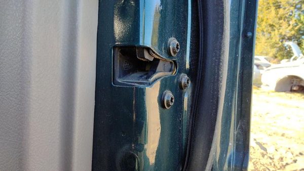 2000-2002 Honda Passport Passenger Right Front Door Latch With Rods/cables Oem — photo 2