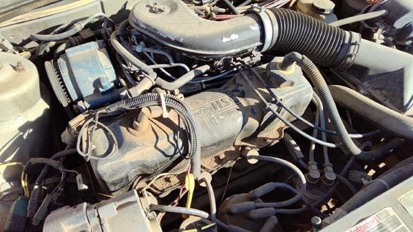 1984-1994 Ford Tempo Valve Cover Oem 2.3L — photo 3