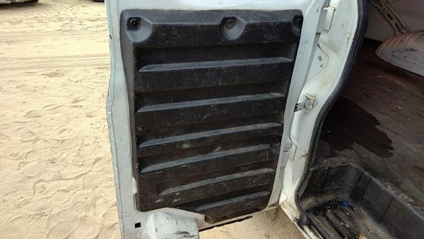 03-14 Express Van Passenger Right Rear Inside Door Trim Panel With Switches Back — photo 2