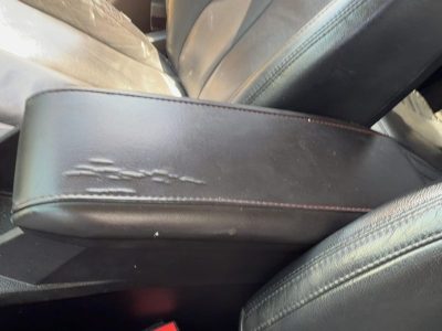 14-15 Equinox Center Console Lid Only Oem Arm Rest Fold Down 2.4L Black 01A