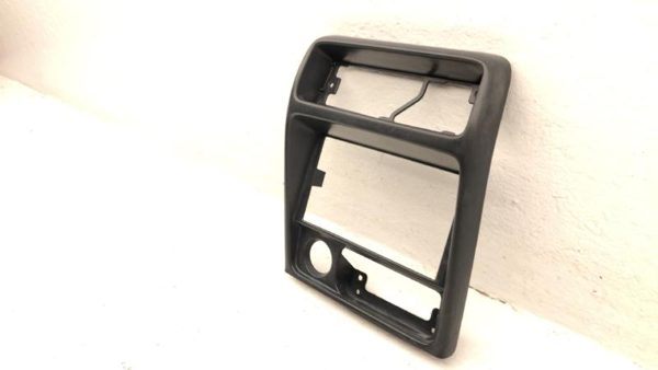 1996-1998 Geo Tracker Trim Bezel Around Radio Surround Dash Panel Oem Black — photo 4