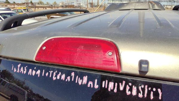 2002-2007 Jeep Liberty Third Brake Light Middle Lamp Oem — photo 2