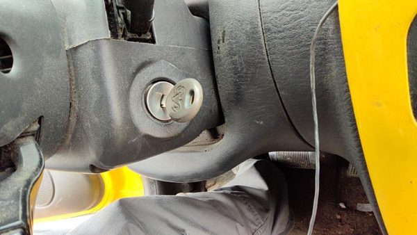 2002-2005 Dodge Neon Ignition Switch Assembly With Key Complete Electrical At — photo 2