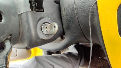 2002-2005 Dodge Neon Ignition Switch Assembly With Key Complete Electrical At