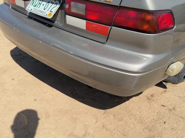 97-01 Toyota Camry Rear Bumper Cover Assembly Antique Sage 1B2 OEM 52159AA900 — photo 2