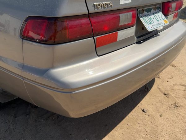 97-01 Toyota Camry Rear Bumper Cover Assembly Antique Sage 1B2 OEM 52159AA900 — photo 4