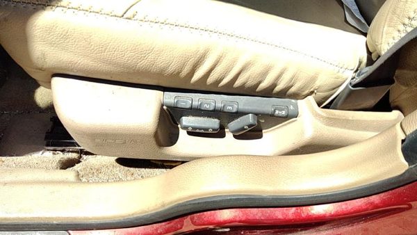 01-03 Volvo V70 Xc Driver Left Side Power Seat Switch With Trim Panel Beige B951 — photo 1