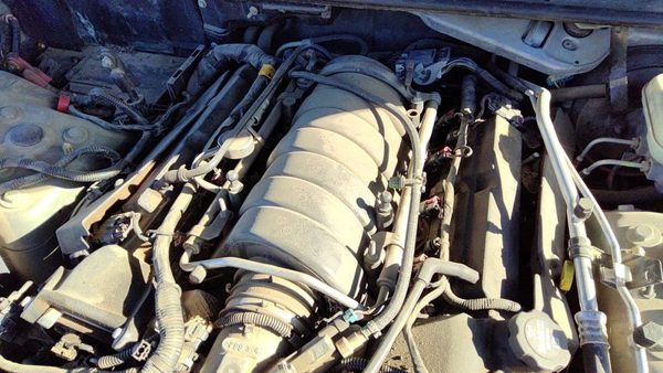 2005-2010 Cadillac Sts Intake Manifold Oem 4.6L 12588847 — photo 5