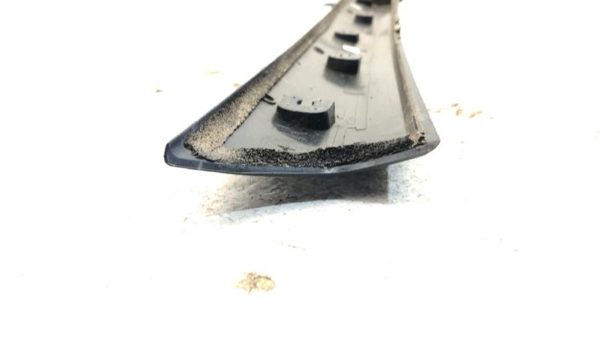 05-09 Land Rover Lr3 Passenger Right A Pillar Trim Outside Panel Oem — photo 5