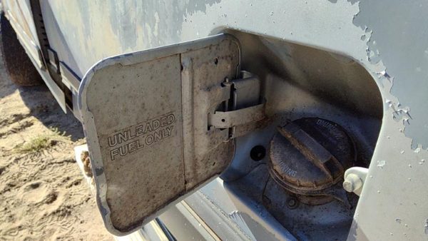 87-91 Ford F150 Fuel Tank Door With Hinge Gas Lid Oem Filler Silver — photo 4