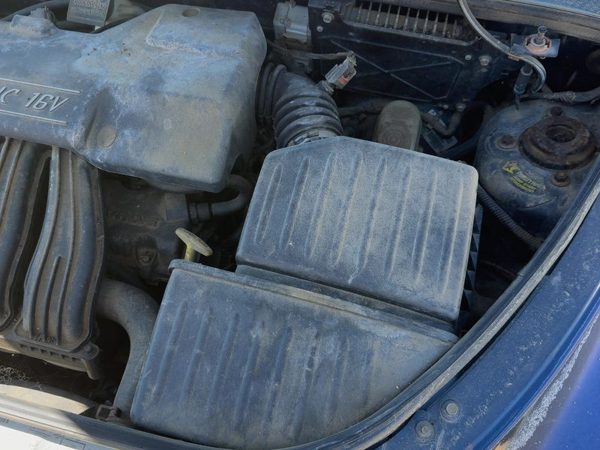 01-02 Pt Cruiser Complete Air Intake Cleaner Filter Box Housing With Tube 2.4L — photo 4