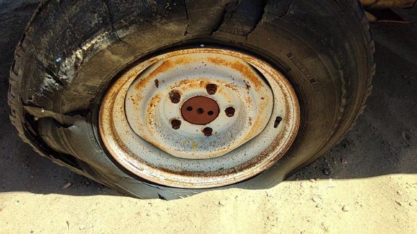 1980-1993 Dodge Ram W150 15 Steel Wheel Oem Factory Rim #2 4284947 — photo 1