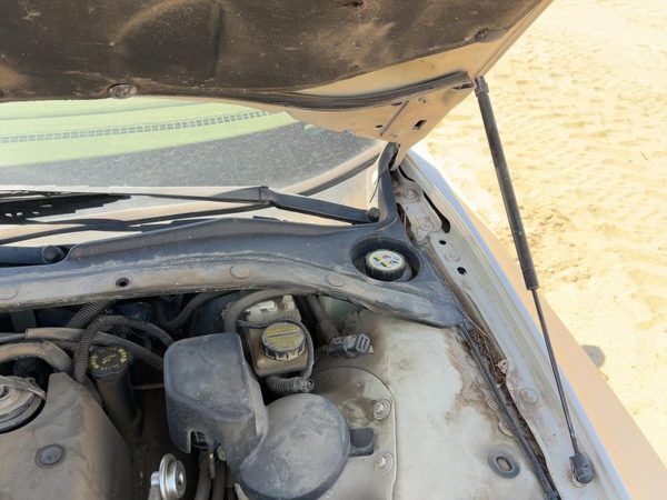 2000-2002 Lincoln LS Windshield Wiper Cowl Vent Trim Panel OEM Cover — photo 5