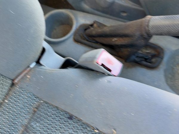 04-05 Aveo Passenger Right Front Seat Belt Buckle Receiver Oem Bucket Gray 82C — photo 4