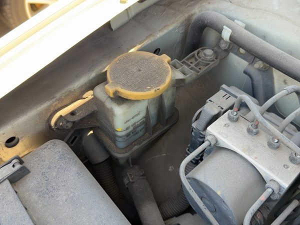 05-09 Subaru Legacy Outback Power Steering Fluid Remote Reservoir Tank Oem 2.5L — photo 3
