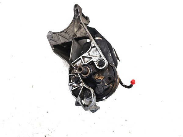 1995-1998 Chevy Silverado 1500 Power Steering Pump With Mount Bracket Oem 5.7L — photo 1